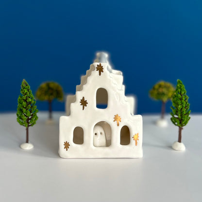 Haunted House (Luminary)