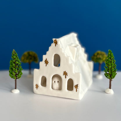 Haunted House (Luminary)