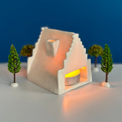 Haunted House (Luminary)