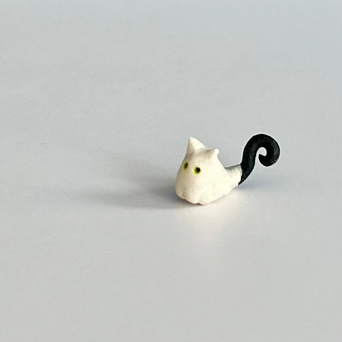 Customizable Porcelain Kitty Ghost