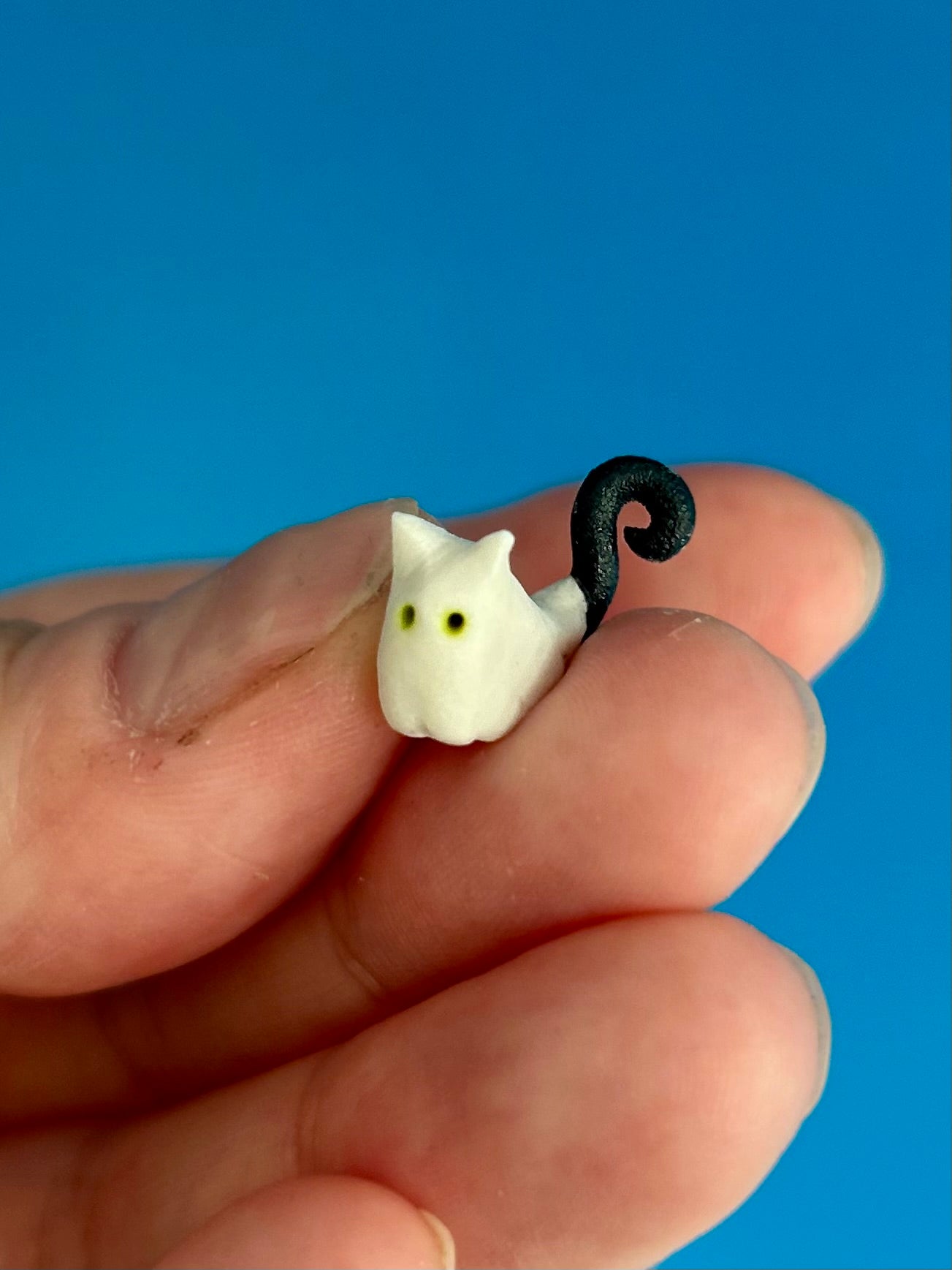 Customizable Porcelain Kitty Ghost